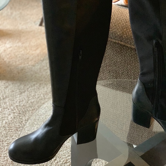 Nine West Tall Boots in Like New Condition - Picture 4 of 8
